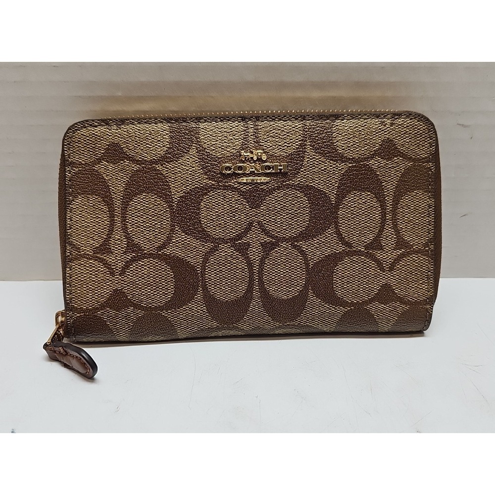 Coach  Medium ID Zip‎ Wallet Signature Canvas Tan Brown Monogram Gold Tone